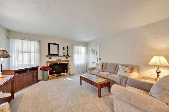 3205 Ramona Circle, Cincinnati, OH 45211