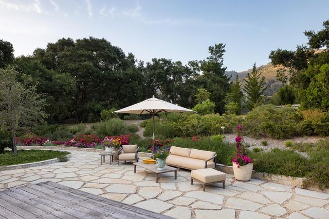 25 Miramonte Road, Carmel Valley, CA 93924
