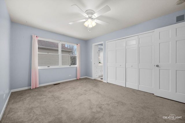 1600 HARRIS Drive, Aurora, IL 60502