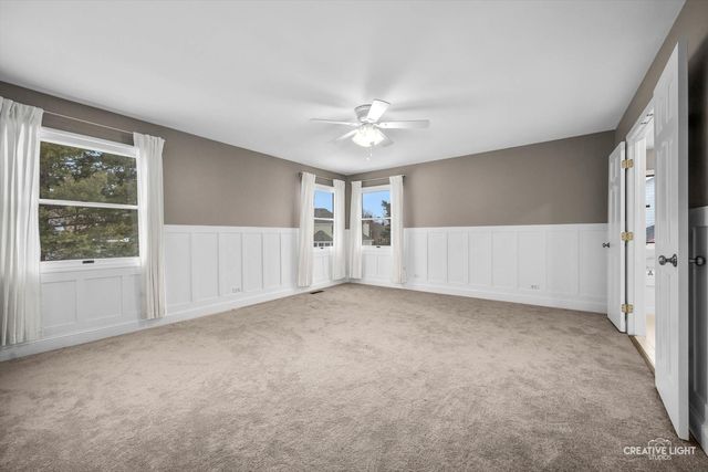 1600 HARRIS Drive, Aurora, IL 60502