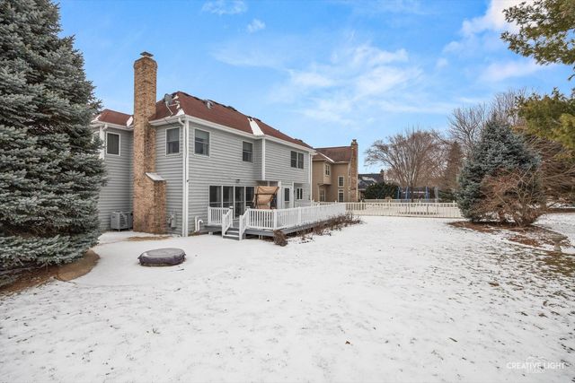 1600 HARRIS Drive, Aurora, IL 60502