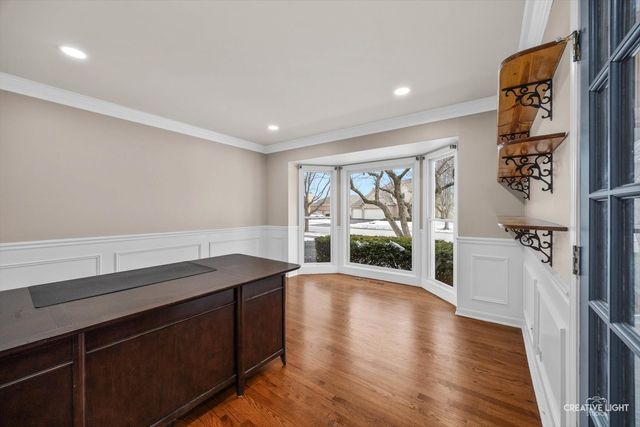 1600 HARRIS Drive, Aurora, IL 60502