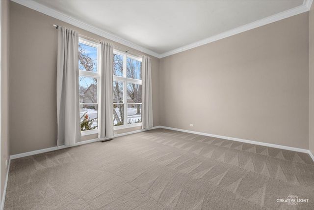 1600 HARRIS Drive, Aurora, IL 60502