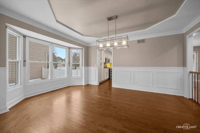 1600 HARRIS Drive, Aurora, IL 60502