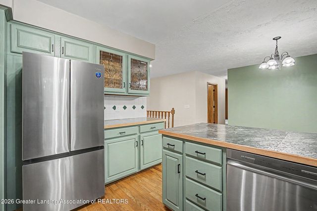 3255 Gale Road, Eaton Rapids, MI 48827