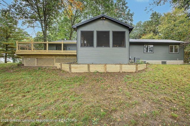 3255 Gale Road, Eaton Rapids, MI 48827