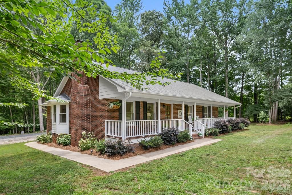 2482 Waxhaw Indian Trail Road S, Waxhaw, NC 28173