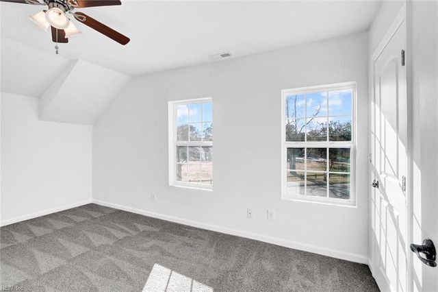 41 Aylwin RD, Portsmouth, VA 23702