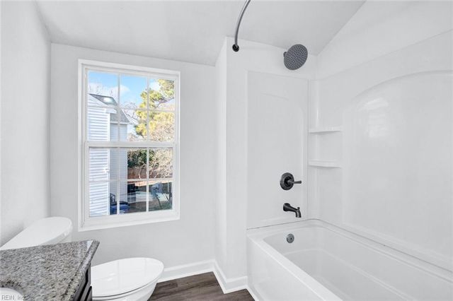 41 Aylwin RD, Portsmouth, VA 23702