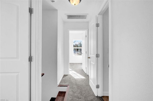 41 Aylwin RD, Portsmouth, VA 23702