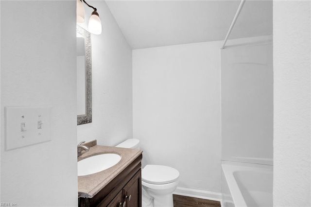 41 Aylwin RD, Portsmouth, VA 23702