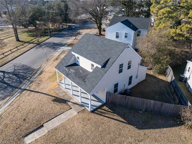 41 Aylwin RD, Portsmouth, VA 23702