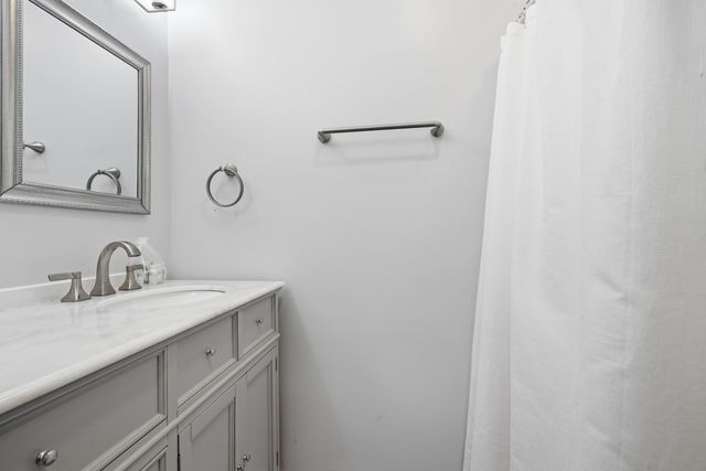5748 Pilgrim Avenue C, Hanahan, SC 29410