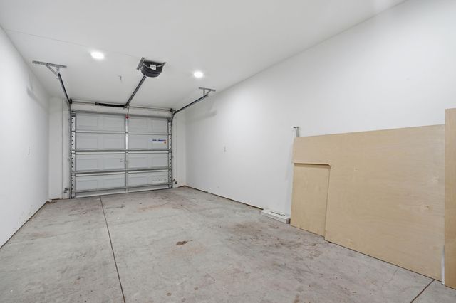 5748 Pilgrim Avenue C, Hanahan, SC 29410