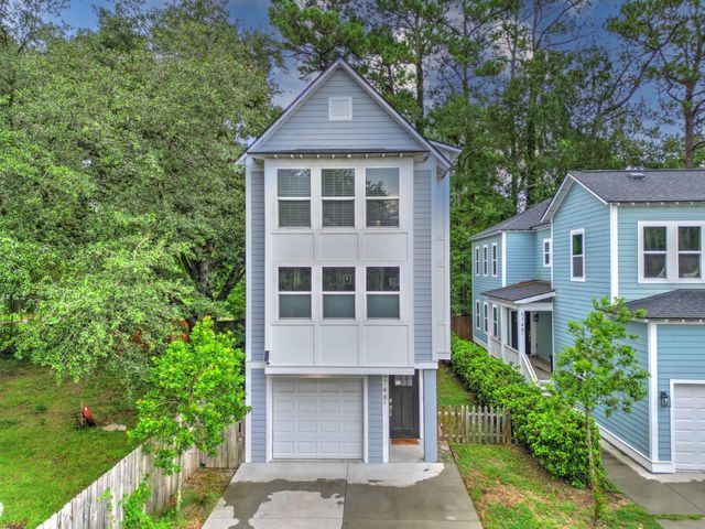 5748 Pilgrim Avenue C, Hanahan, SC 29410