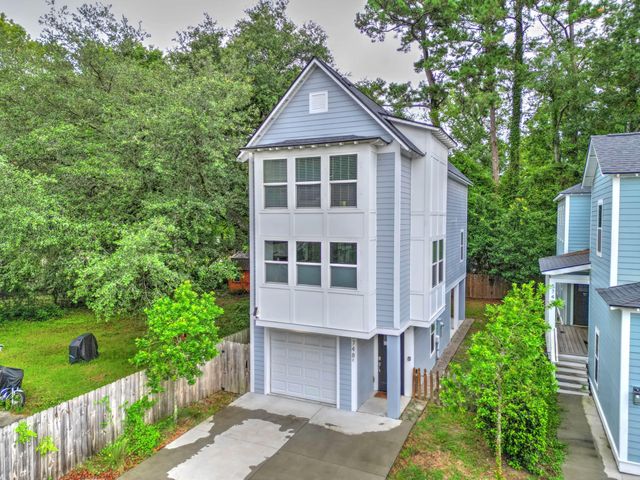 5748 Pilgrim Avenue C, Hanahan, SC 29410