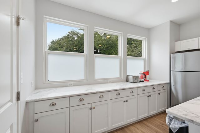 5748 Pilgrim Avenue C, Hanahan, SC 29410