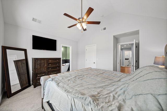 3904 Chapel Hill Rd, Clarksville, TN 37040