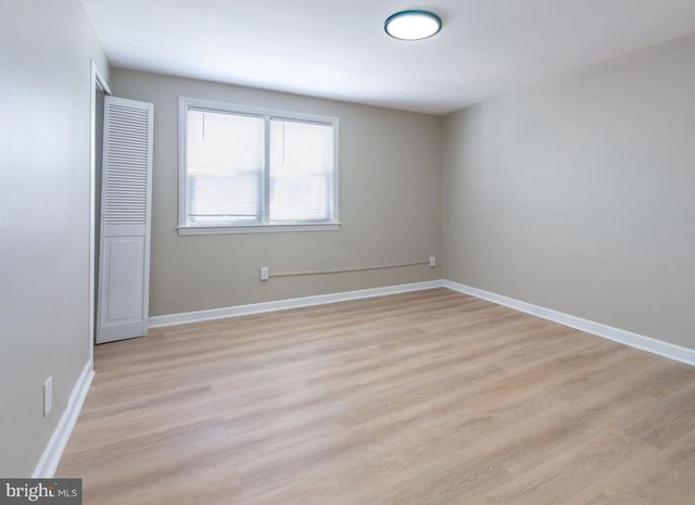 319 COOPER AVE, Oaklyn, NJ 08107