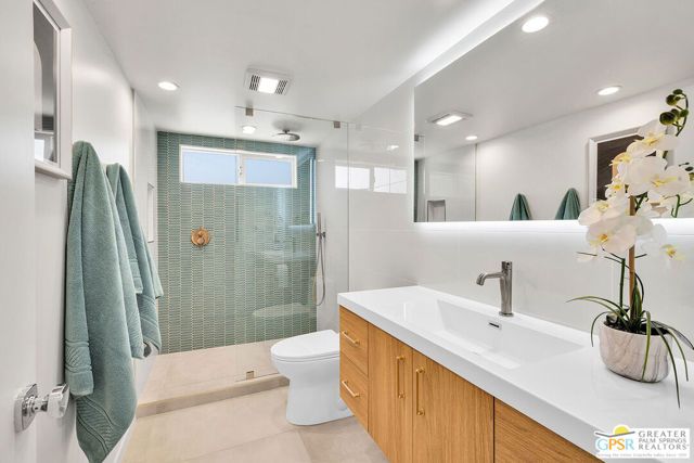 403 N Juanita Drive, Palm Springs, CA 92262