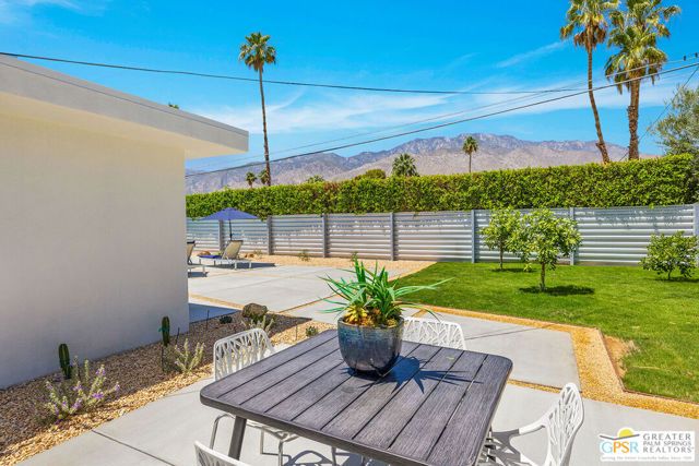 403 N Juanita Drive, Palm Springs, CA 92262