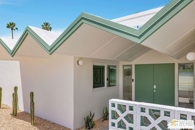 403 N Juanita Drive, Palm Springs, CA 92262