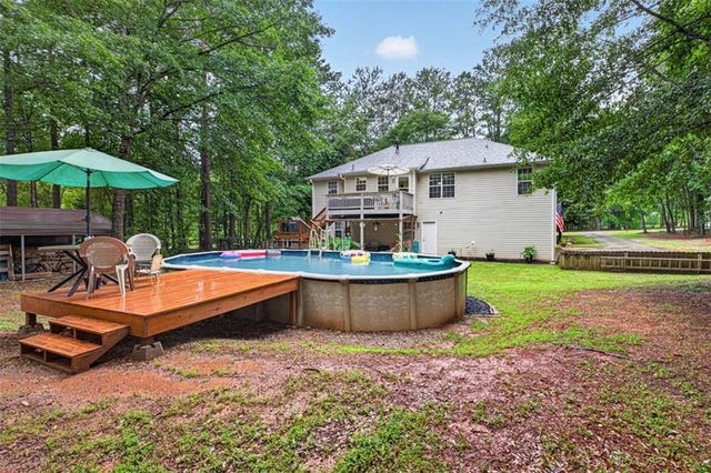 130 Creek Drive, Locust Grove, GA 30248