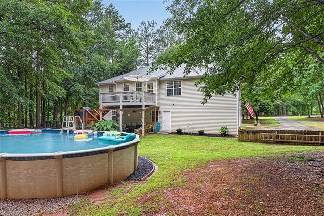 130 Creek Drive, Locust Grove, GA 30248