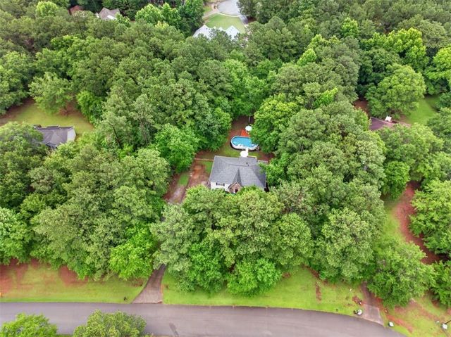 130 Creek Drive, Locust Grove, GA 30248