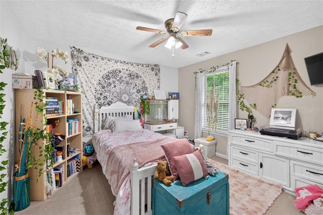 130 Creek Drive, Locust Grove, GA 30248