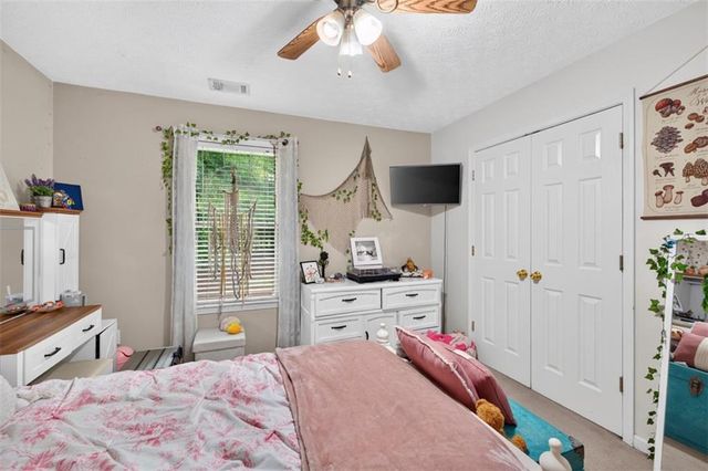 130 Creek Drive, Locust Grove, GA 30248