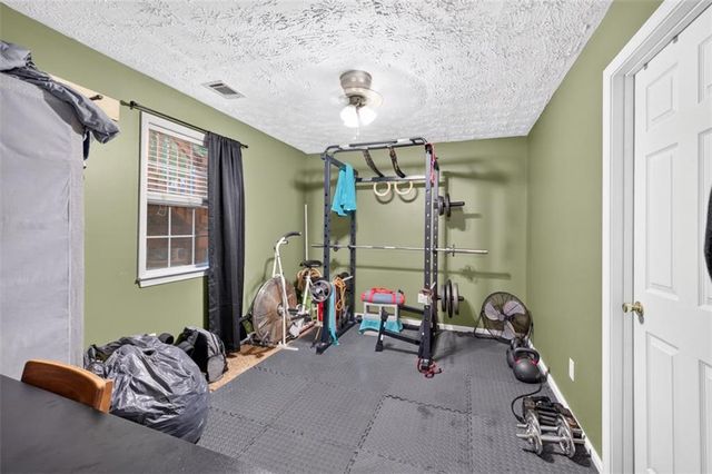 130 Creek Drive, Locust Grove, GA 30248