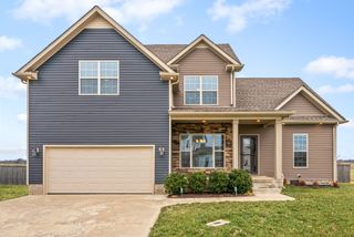 1068 Michaela Cir, Clarksville, TN 37043