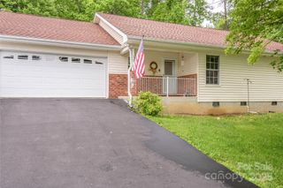 174 Allen Paul Drive, Hendersonville, NC 28791