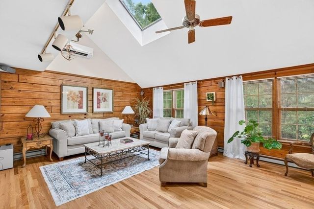 201 Cushman Rd., North Attleboro, MA 02760