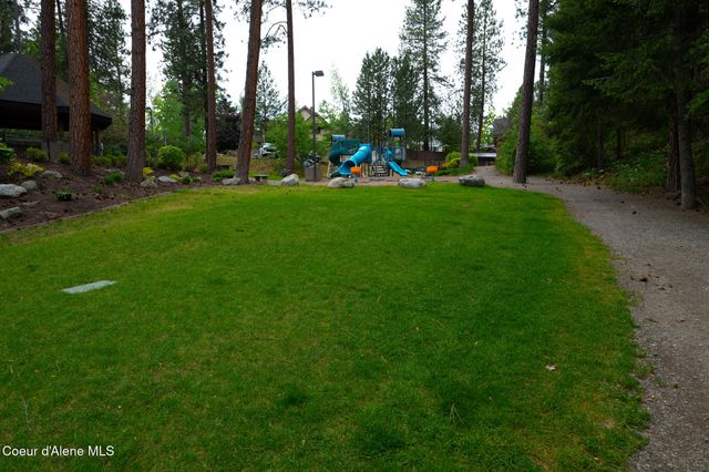 1506 S Riverside Harbor DR, Post Falls, ID 83854