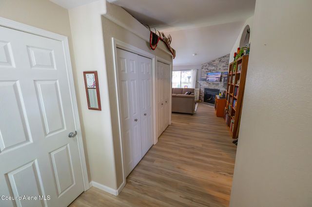 1506 S Riverside Harbor DR, Post Falls, ID 83854