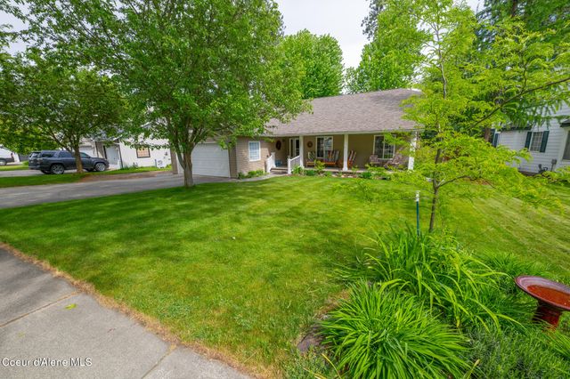 1506 S Riverside Harbor DR, Post Falls, ID 83854