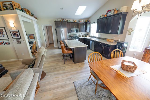 1506 S Riverside Harbor DR, Post Falls, ID 83854