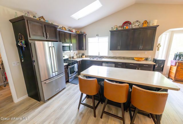 1506 S Riverside Harbor DR, Post Falls, ID 83854