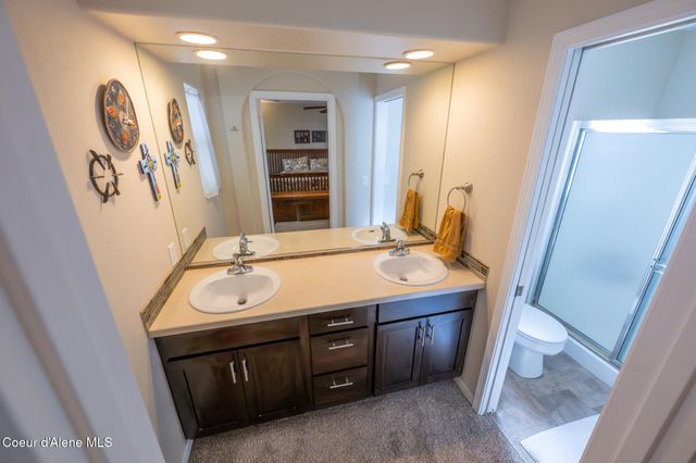 1506 S Riverside Harbor DR, Post Falls, ID 83854