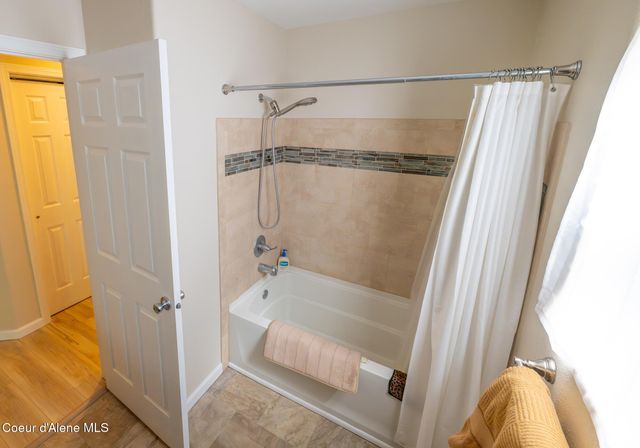 1506 S Riverside Harbor DR, Post Falls, ID 83854