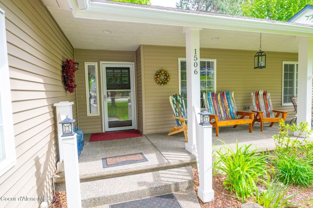 1506 S Riverside Harbor DR, Post Falls, ID 83854