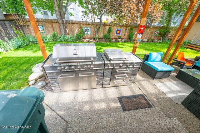 1506 S Riverside Harbor DR, Post Falls, ID 83854
