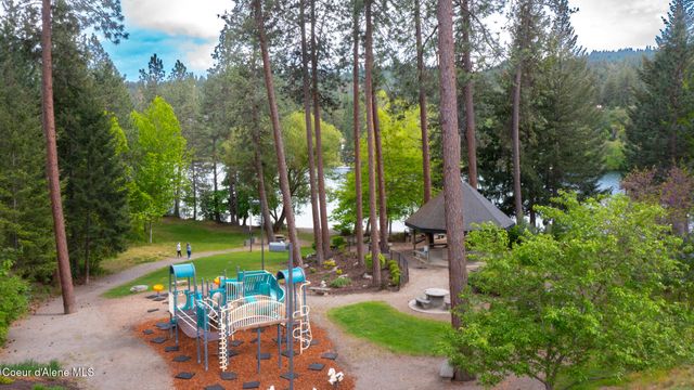 1506 S Riverside Harbor DR, Post Falls, ID 83854