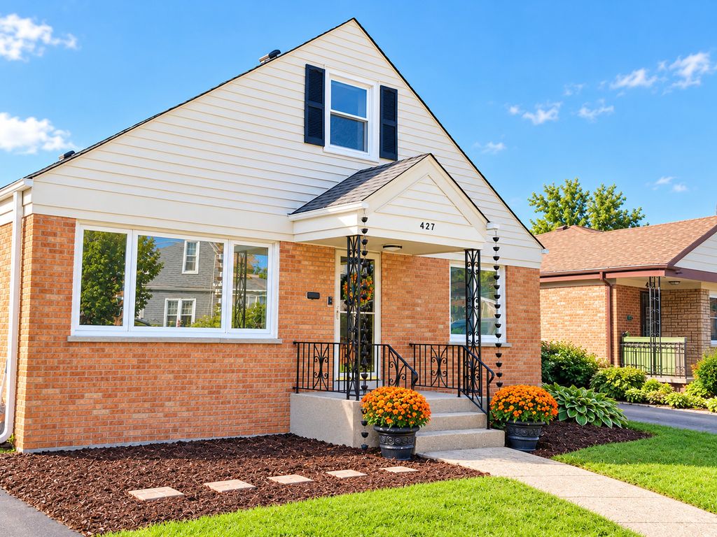 427 Holly Court, Villa Park, IL 60181 — photo 2