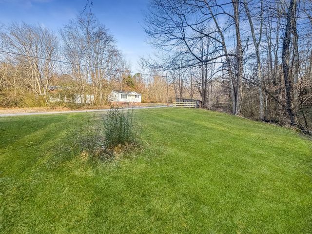 608 Big Rock Rd, Big Rock, TN 37023