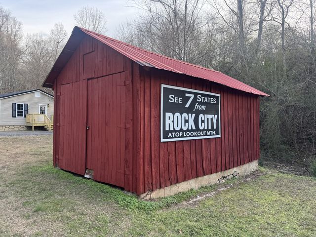 608 Big Rock Rd, Big Rock, TN 37023