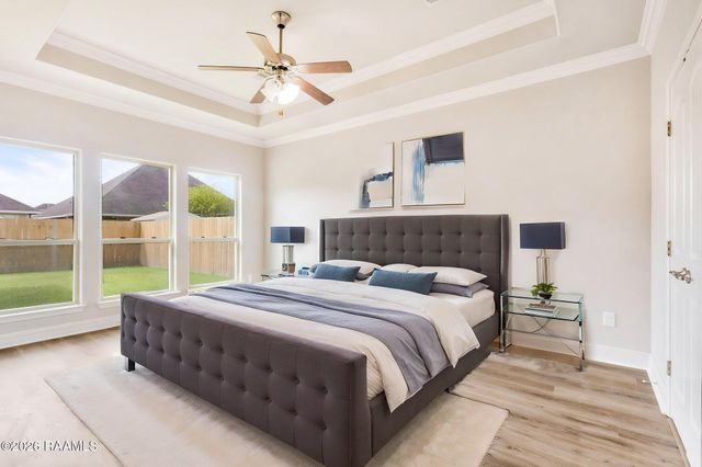 214 Forest Grove Drive, Youngsville, LA 70592