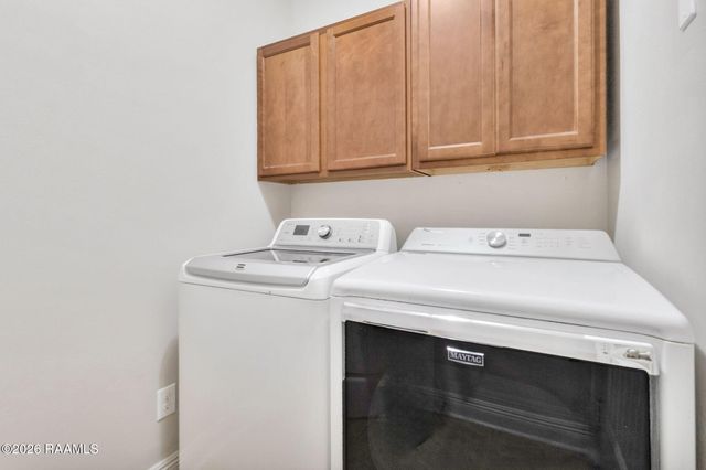 214 Forest Grove Drive, Youngsville, LA 70592